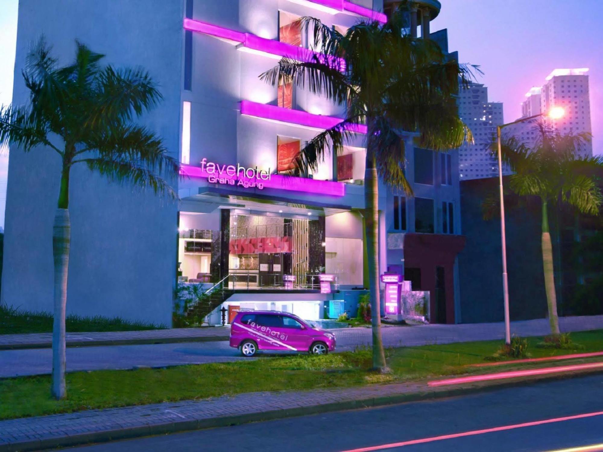 Favehotel Graha Agung Surabaja Exteriér fotografie